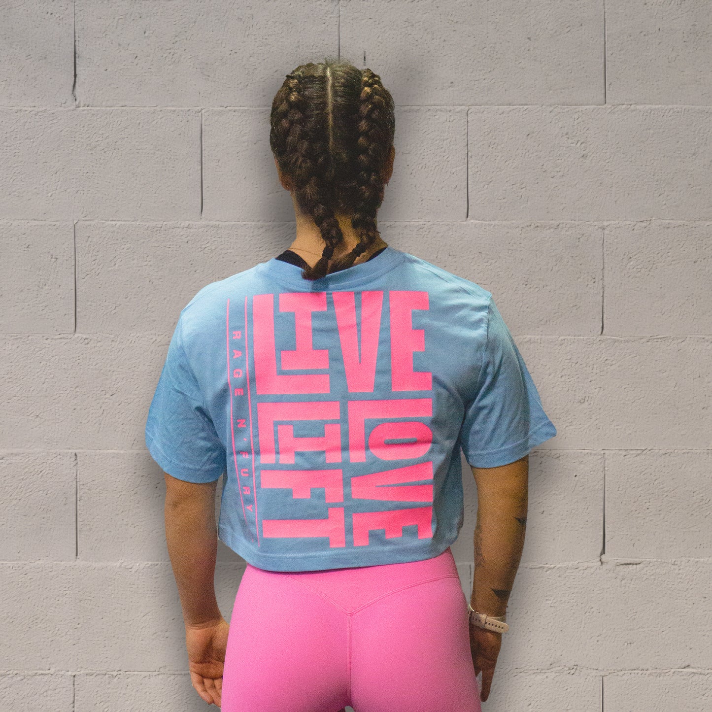 
                  
                    Tshirt Crop Bleu LOVE
                  
                