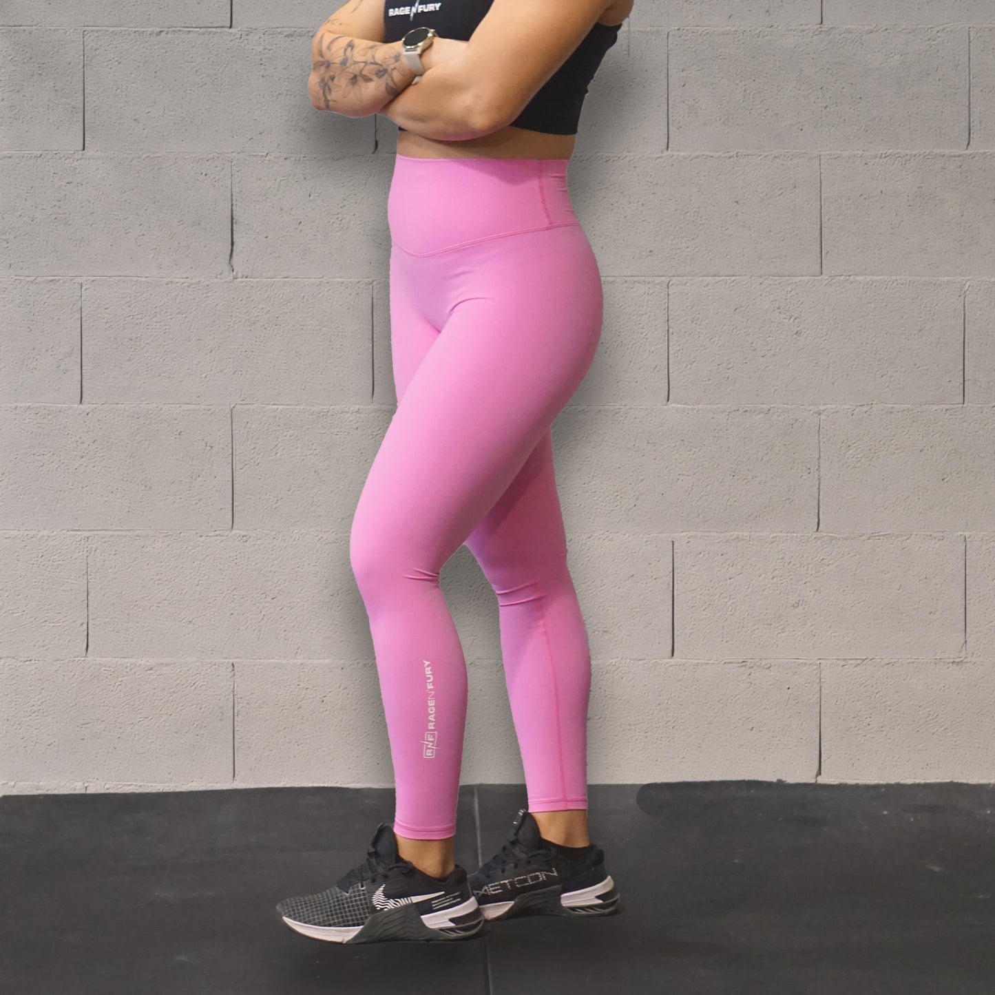 
                  
                    Legging PROGRESS Rose
                  
                