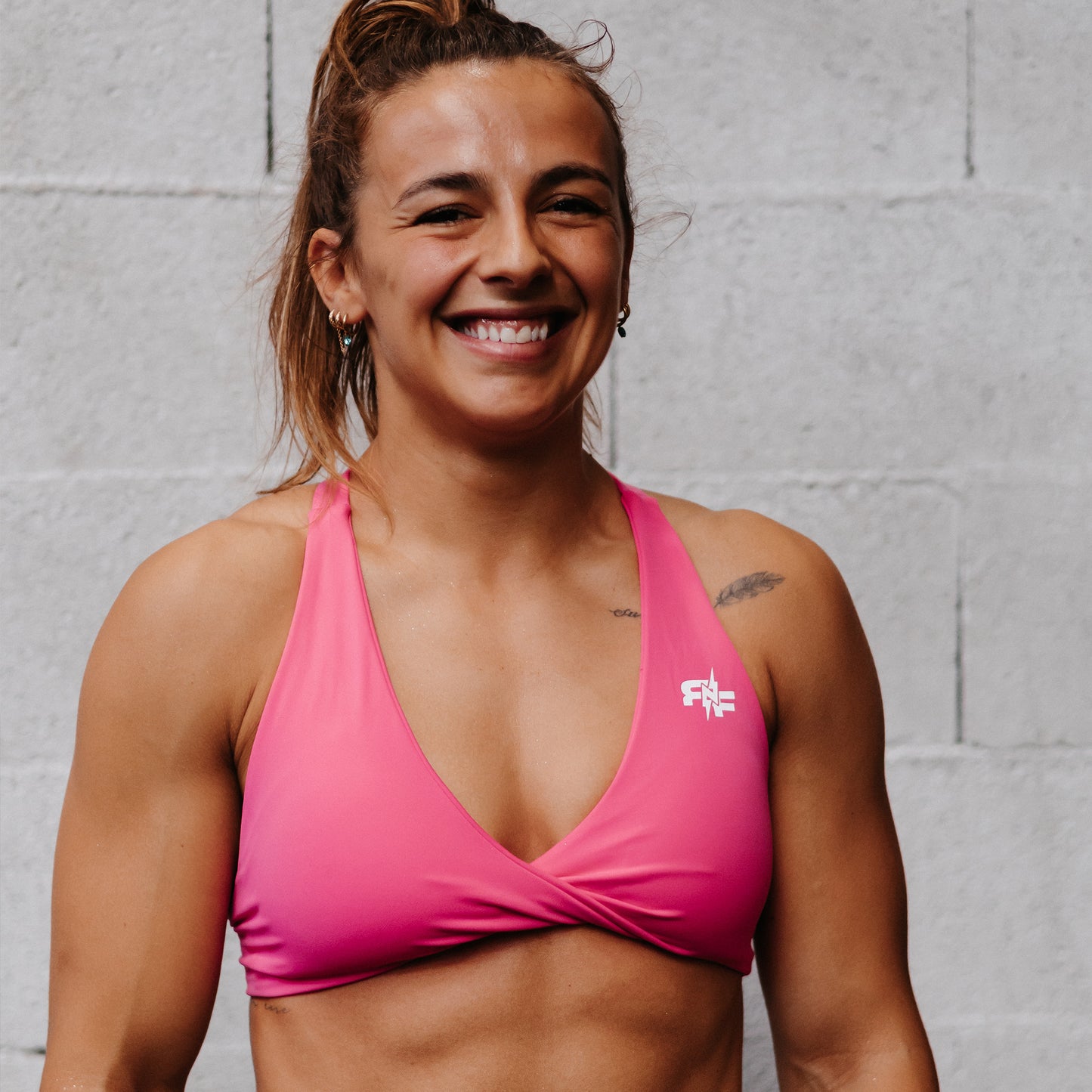 
                  
                    Brassière LYLA rose rouge
                  
                