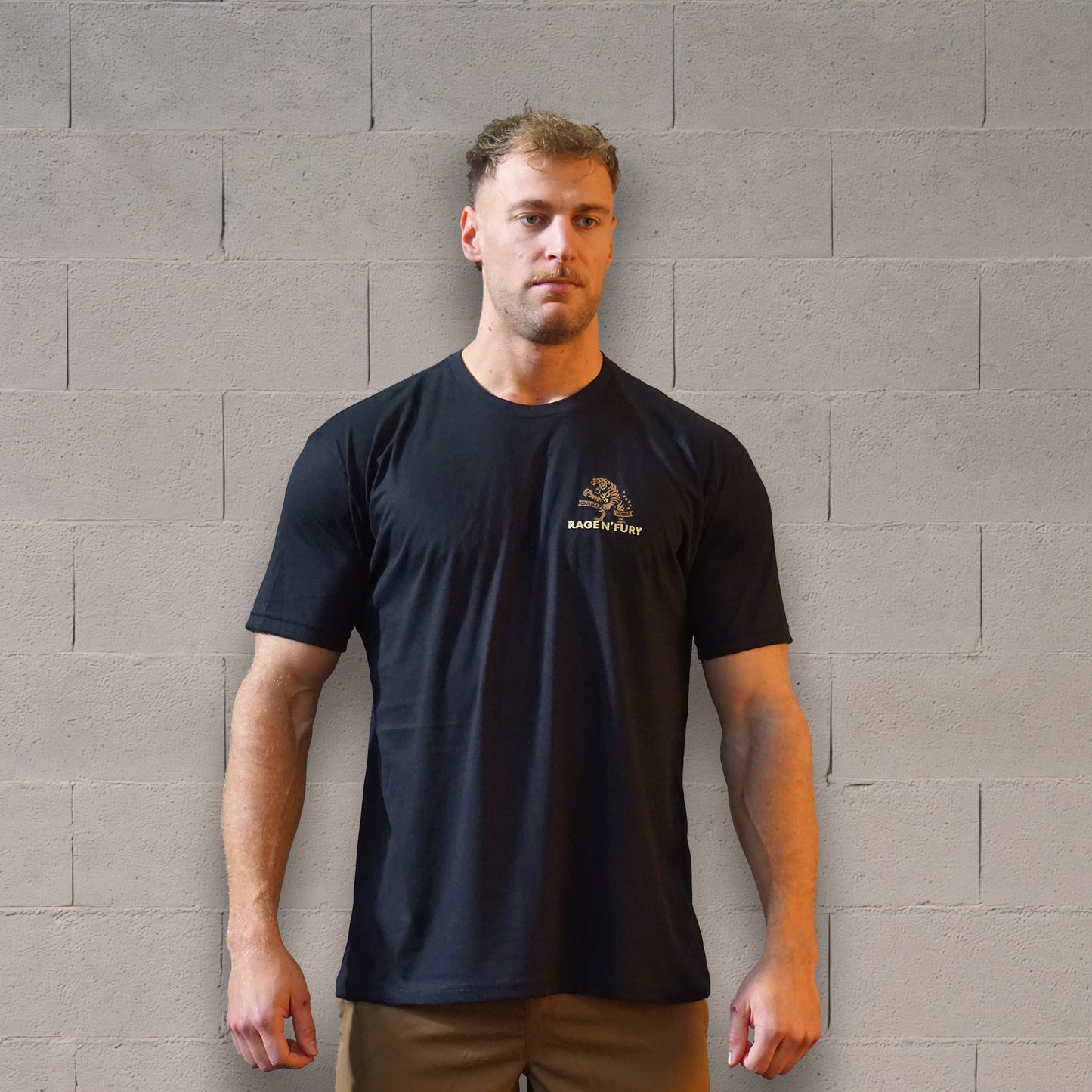 
                  
                    Tshirt classique HONOR
                  
                