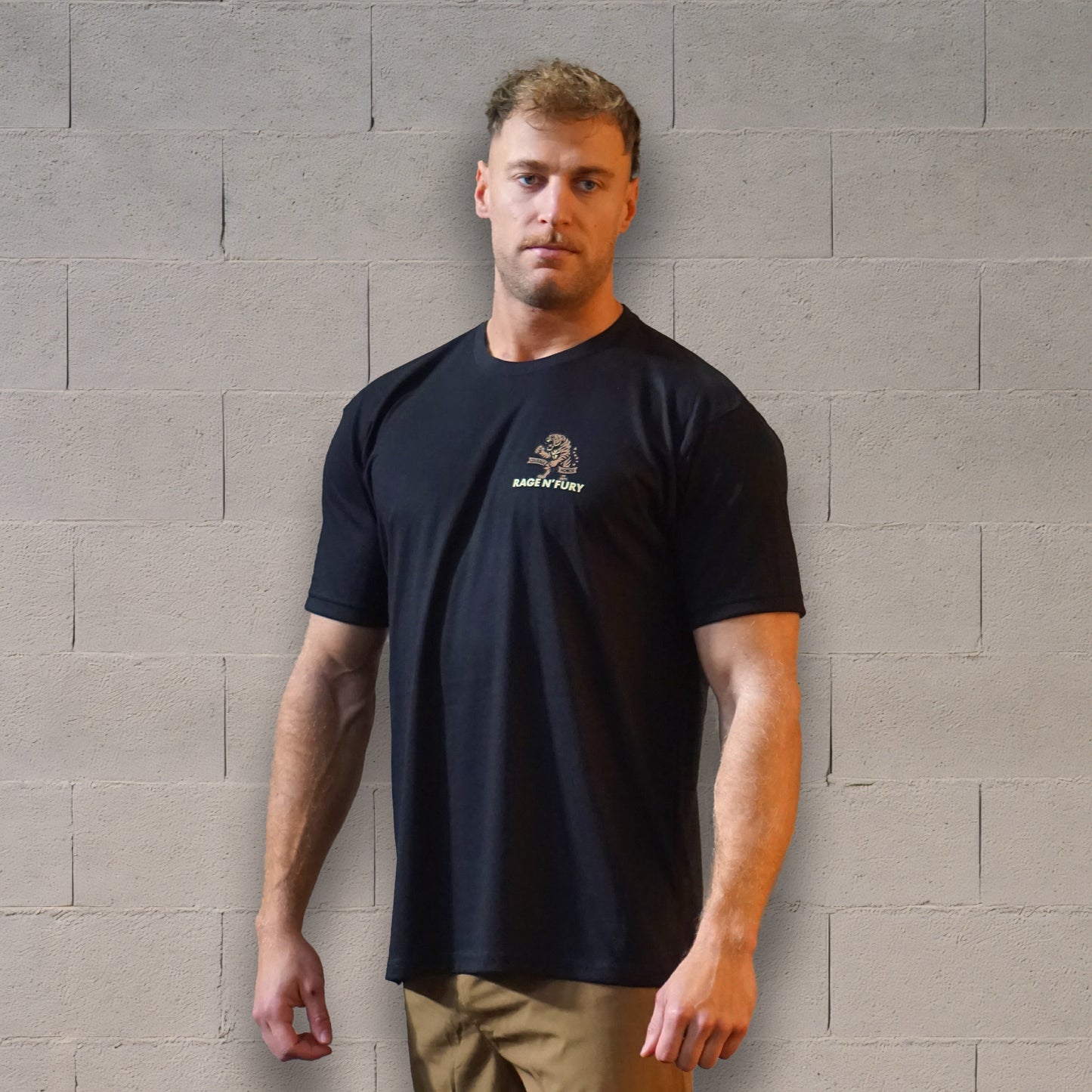 
                  
                    Tshirt classique HONOR
                  
                